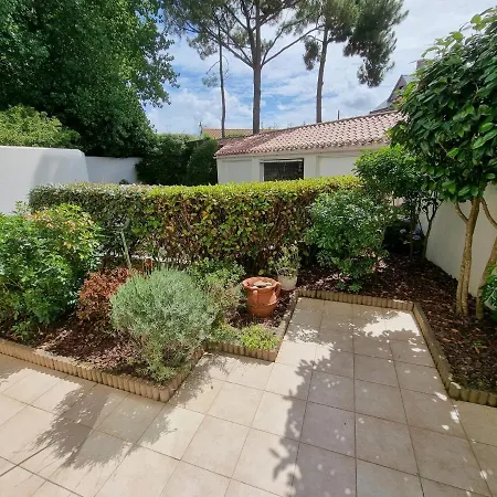 T2, Terrasse Privative, Proche Et Commerces - Quartier Des Presidents, D'olonne - Fr-1-325-124 *