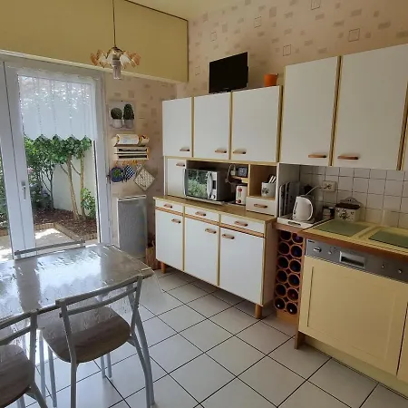 T2, Terrasse Privative, Proche Et Commerces - Quartier Des Presidents, D'olonne - Fr-1-325-124 *