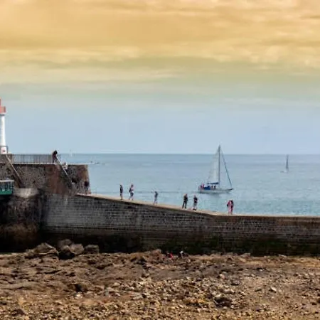 T2, Terrasse Privative, Proche Et Commerces - Quartier Des Presidents, D'olonne - Fr-1-325-124