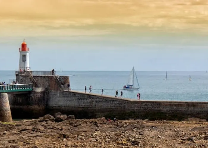 T2, Terrasse Privative, Proche Et Commerces - Quartier Des Presidents, D'olonne - Fr-1-325-124